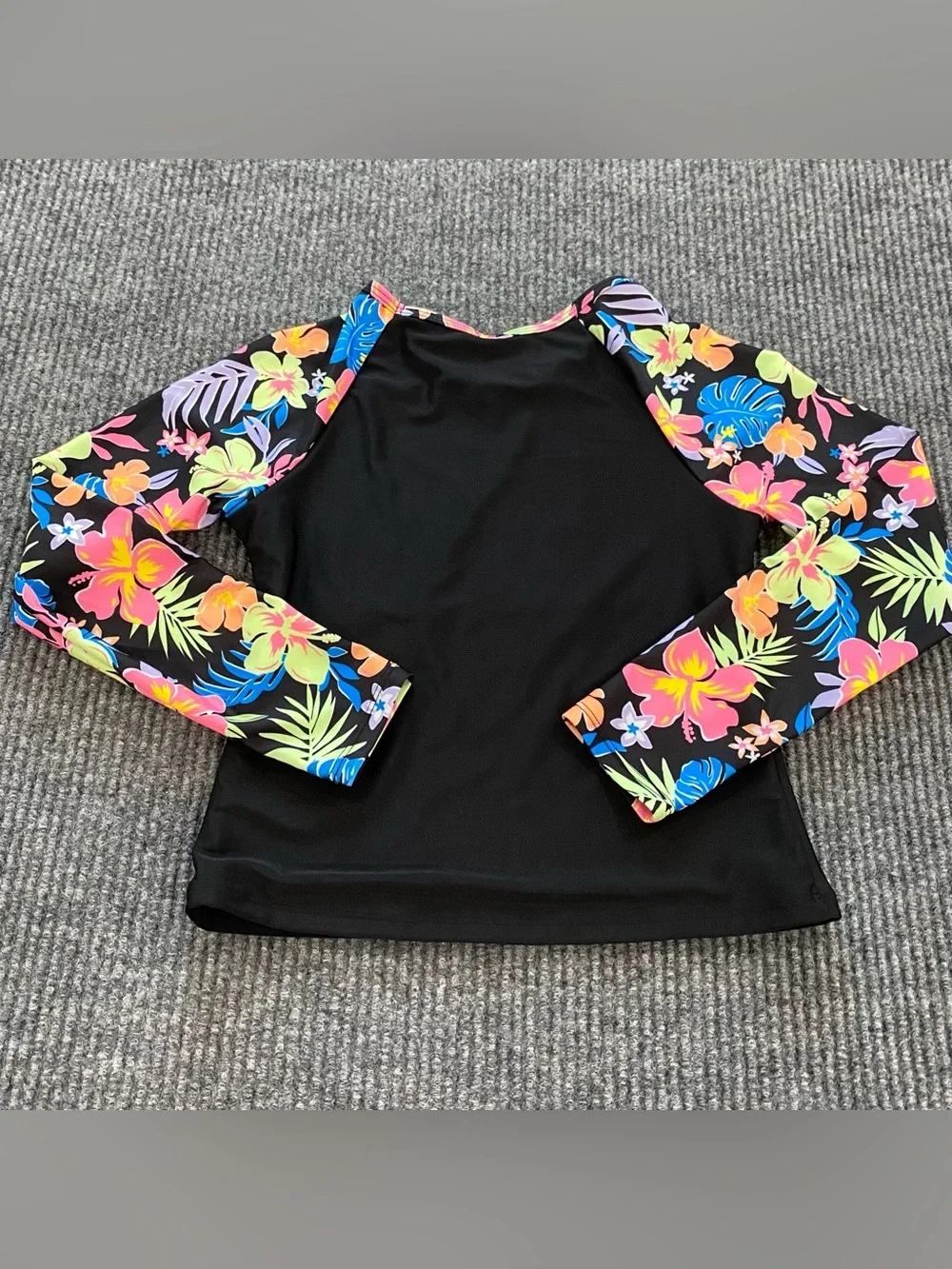 Justice Sport Girls M (10) Rash Guard Swim Shirt Long Sleeve Floral Peace Lake